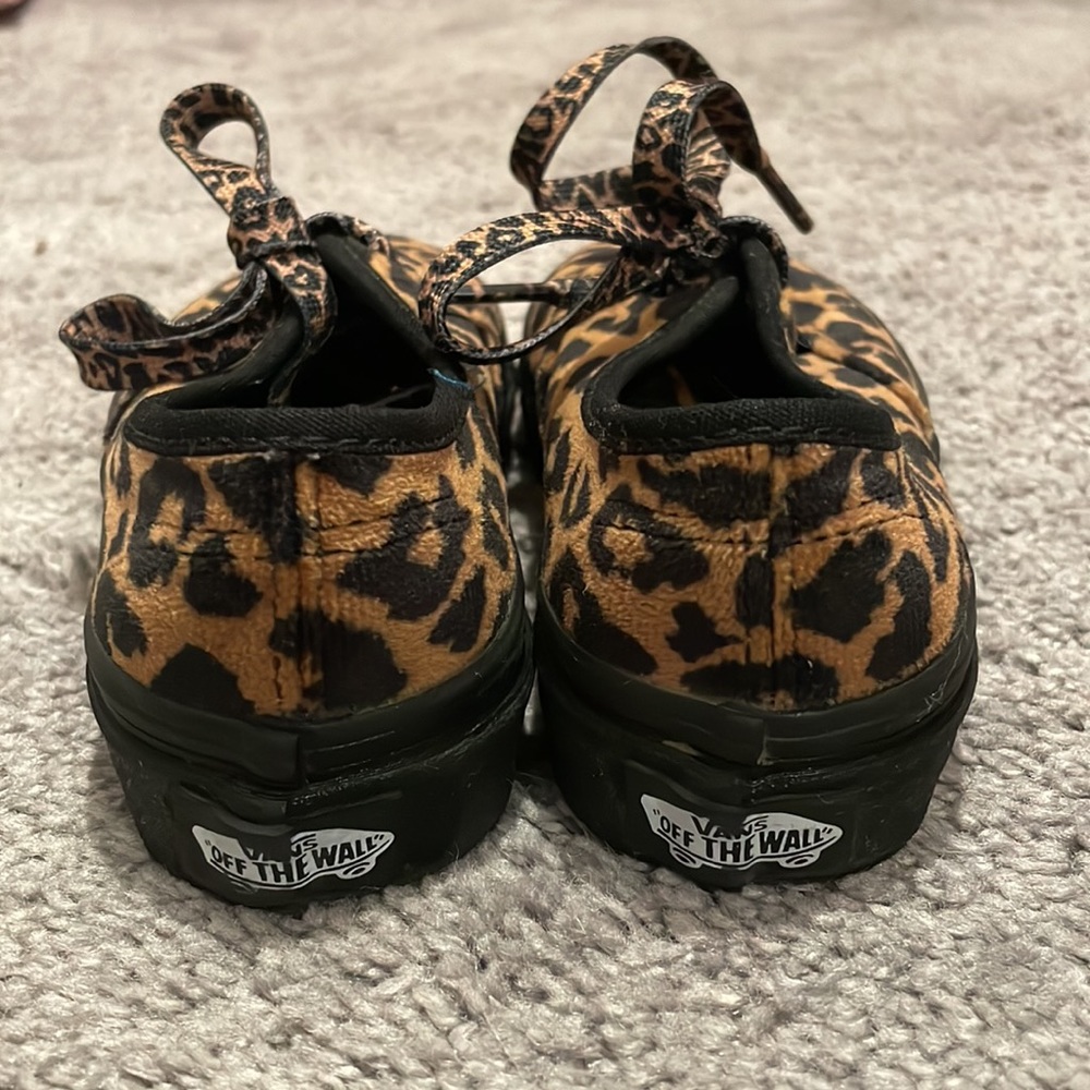 Leopard Vans - Picture 4 of 5